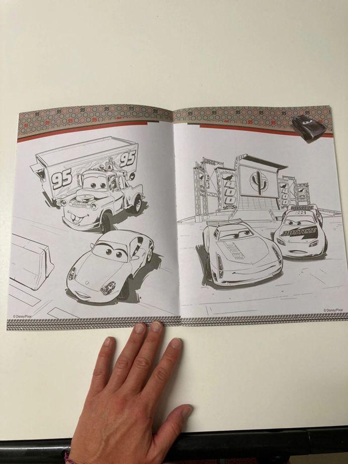 Cahier de coloriage Cars neuf - photo numéro 2