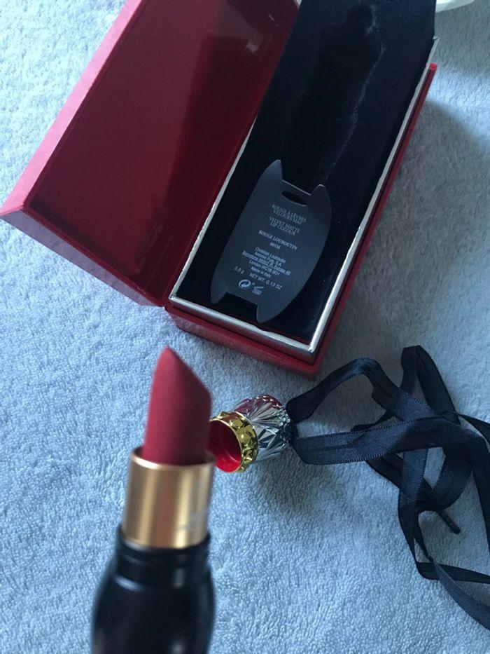 Rouge à lèvres velours mat Christian Louboutin - photo numéro 4