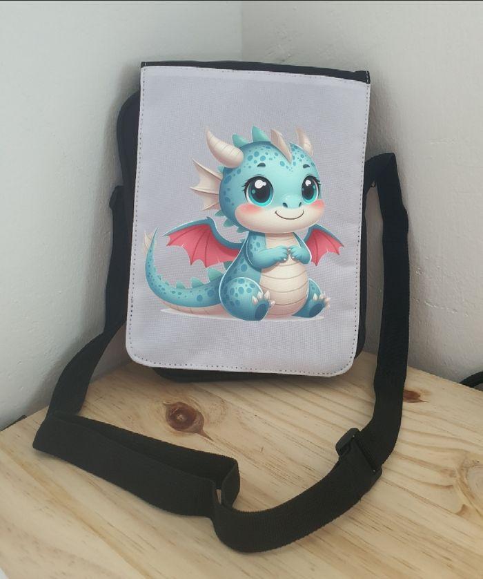 Sac à bandoulière goldorak,  indochine, hatsune miku, stitch , dracaufeu, betty boop,.... - photo numéro 10