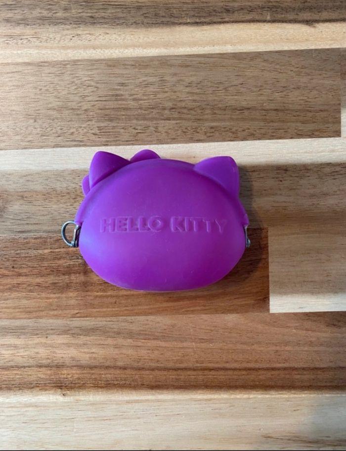 Porte-monnaie en Silicone Hello Kitty 🐈 - photo numéro 3