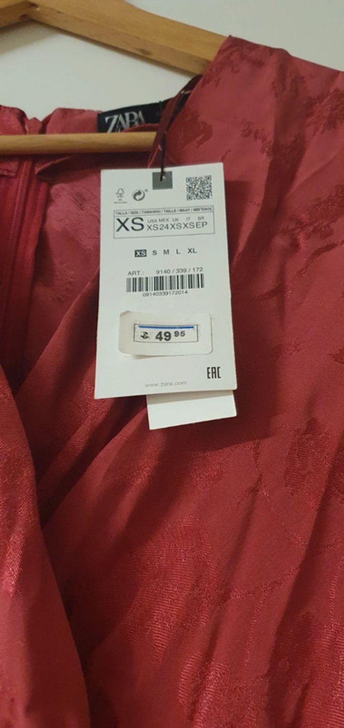 Robe Zara XS Neuve - photo numéro 2