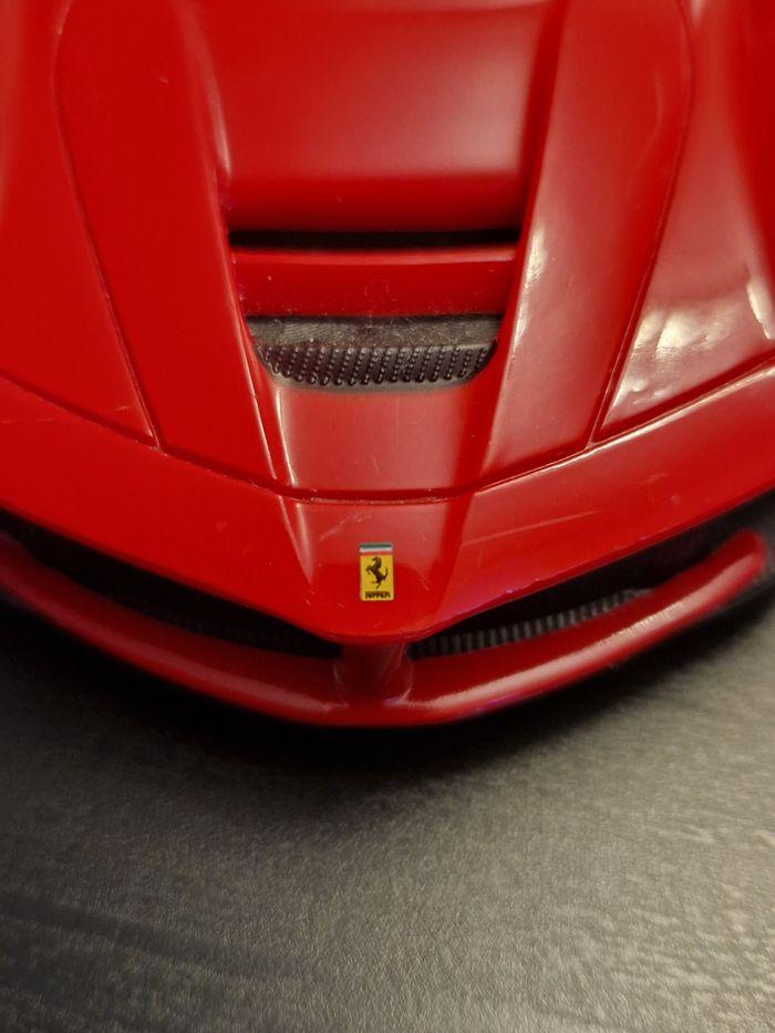 Ferrari radio commandée - photo numéro 6