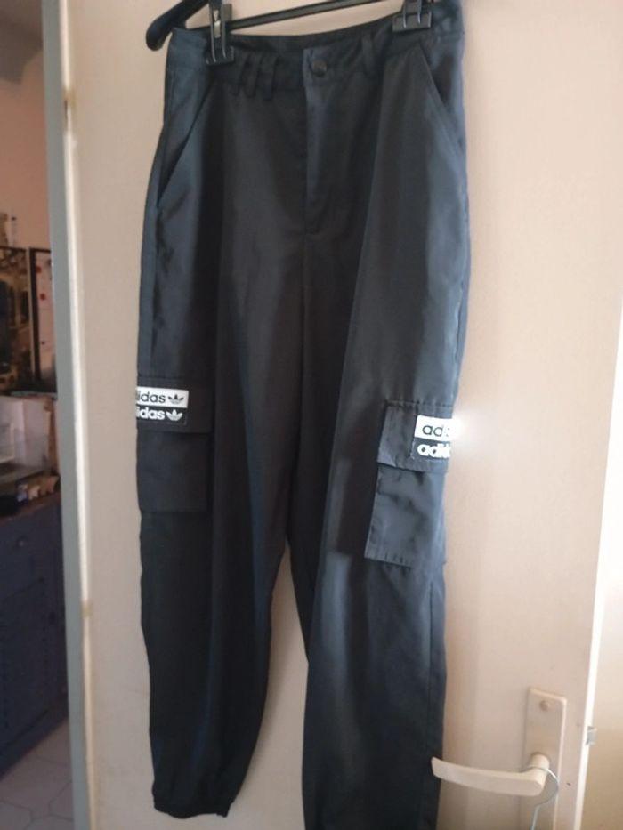 Pantalon baggy adidas noir t 38 - photo numéro 1