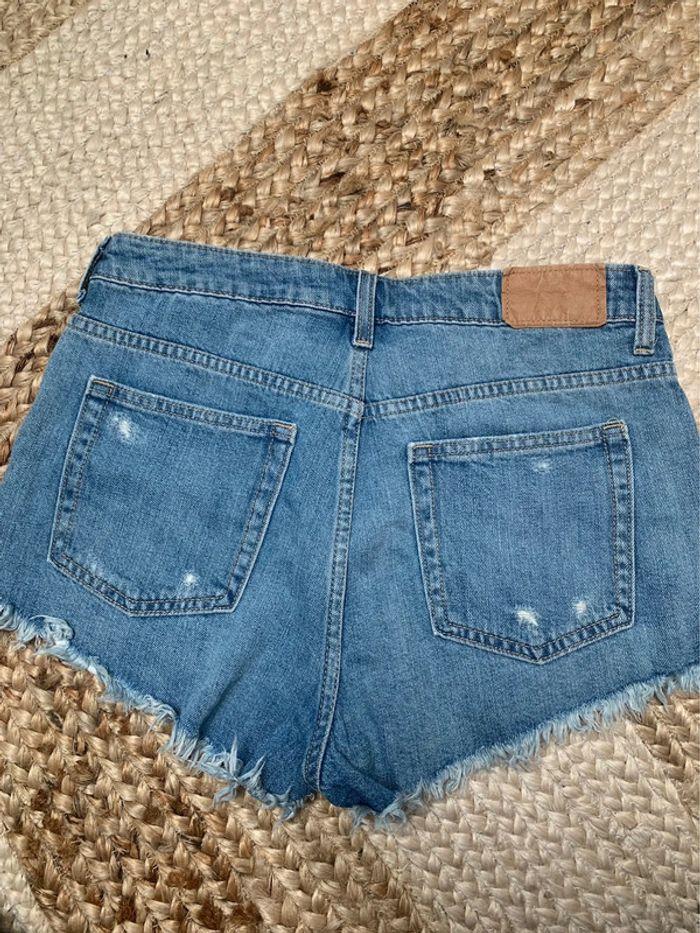 Short jean effet déchiré H&M - photo numéro 2