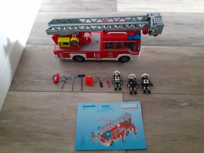 Playmobil camion pompiers - photo numéro 5