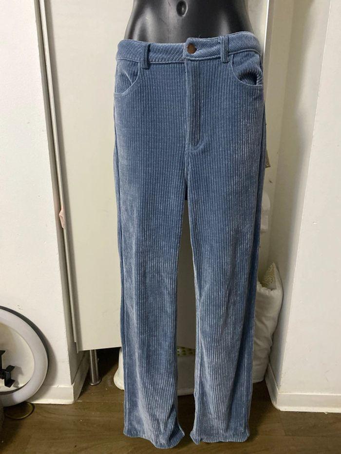 Pantalon d’hiver velours . Zara . Taille 36 . - photo numéro 1