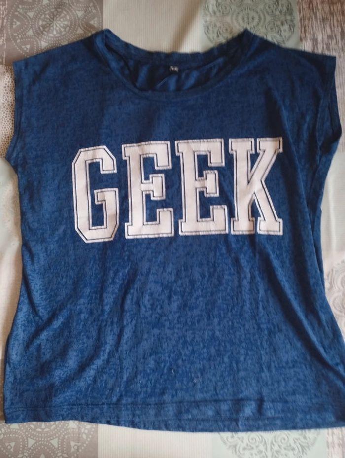 T-shirt geek - photo numéro 1