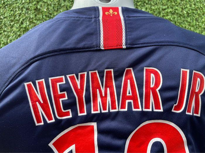 Maillot Neymar PSG - photo numéro 6