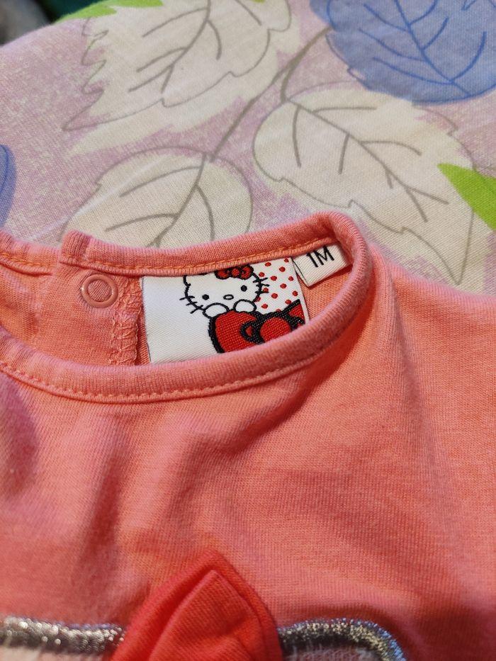 Tee-shirt Hello Kitty 1 mois - photo numéro 3