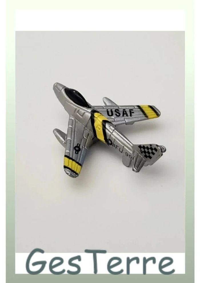 Micro Machines Galoob F-86 Sabre - photo numéro 4