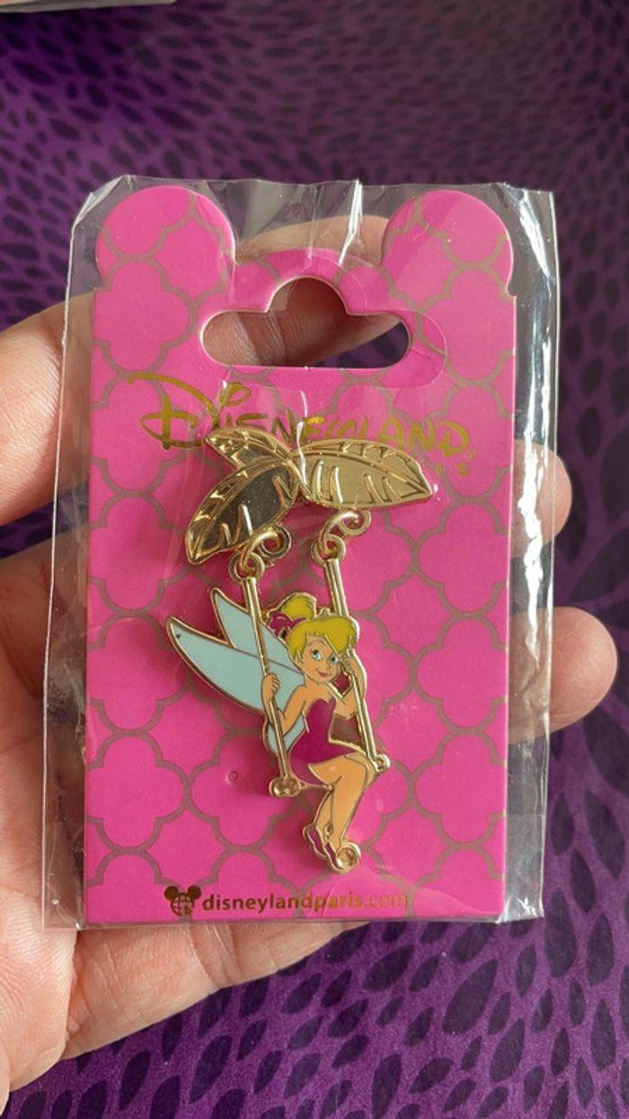 Pin’s officiel disney clochette