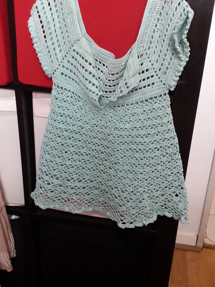 Superbe robe au crochet 2 ans - photo numéro 1