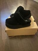 Ugg noir