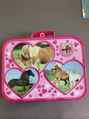 Valise fer  puzzle chevaux