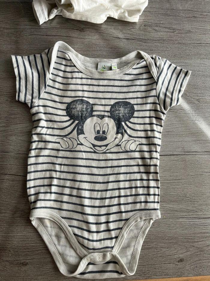 Bodie Mickey manches courtes - taille 18 mois - photo numéro 1