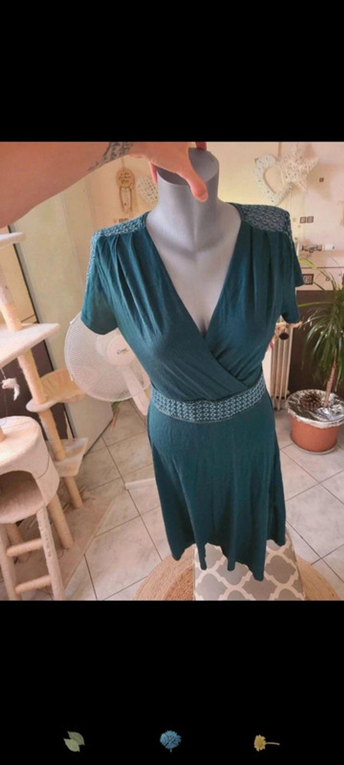 Robe camaieu vert foncé - photo numéro 3