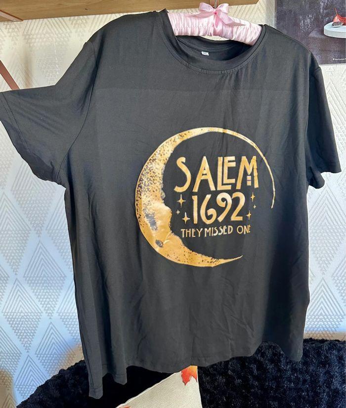 T shirt Salem - photo numéro 2