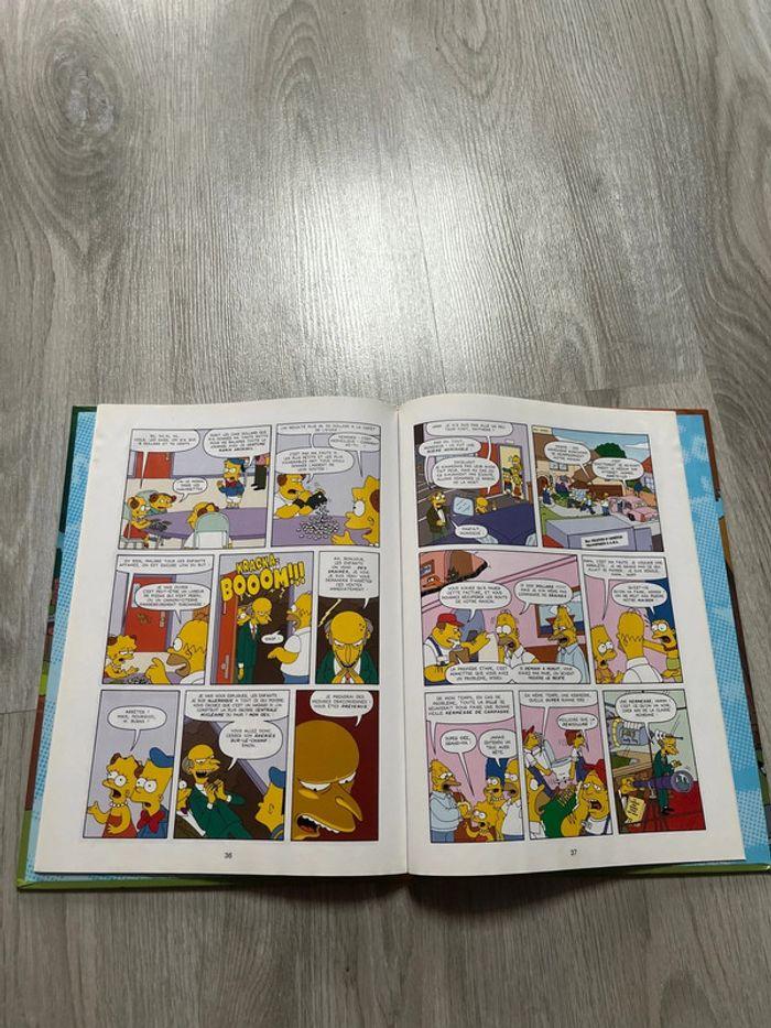 Bande dessinée Les Simpson Camping en Folie - photo numéro 3