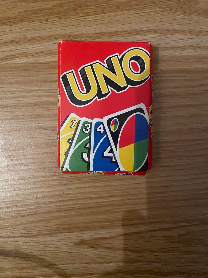 Jeu uno - photo numéro 1