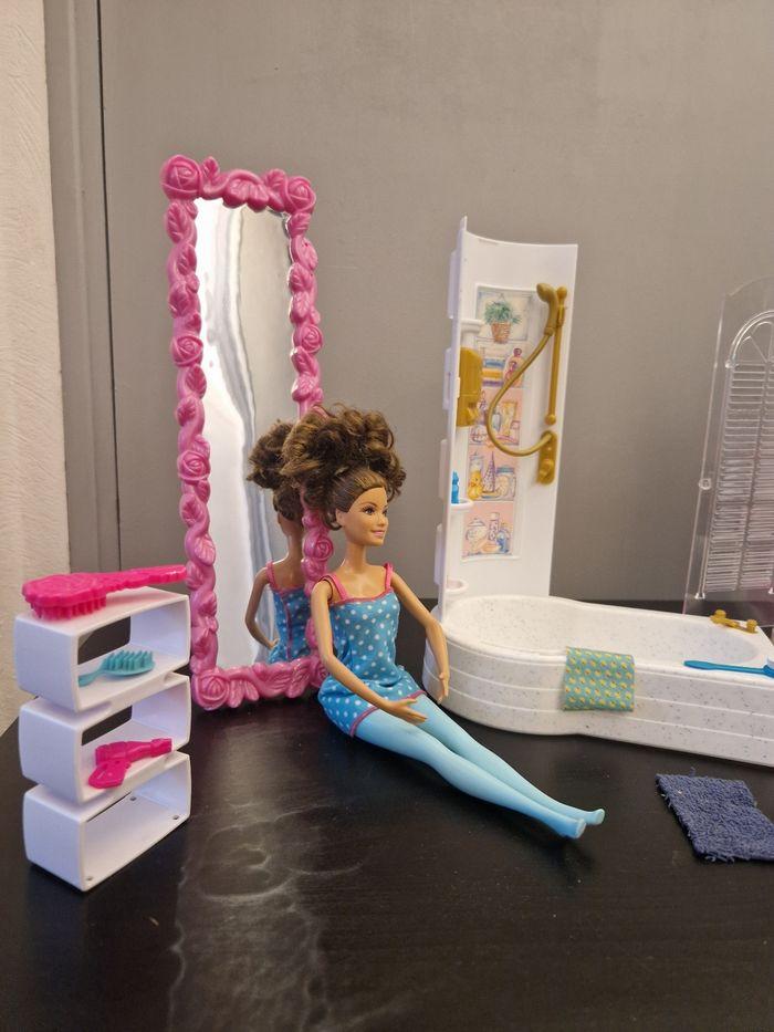 Barbie salle de bain - photo numéro 2