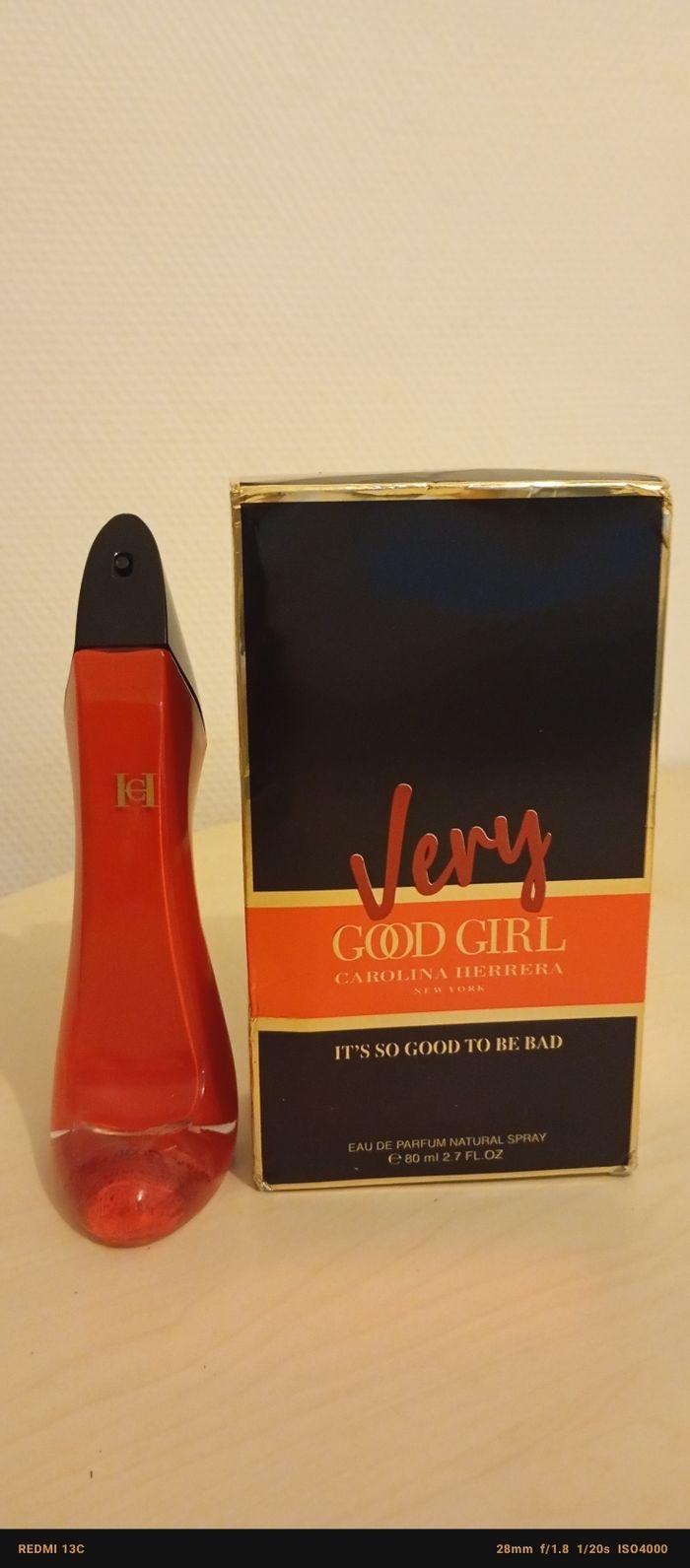 Eau  de parfum very ood girl carolina Herrera ( it's good to be bad ) 80 ML - photo numéro 1