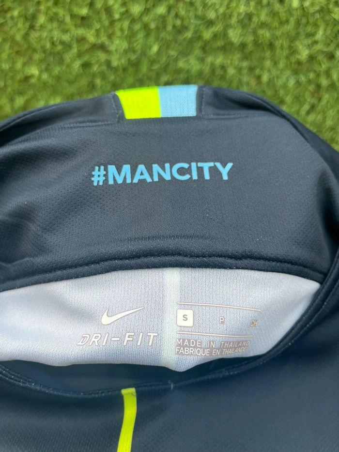 Maillot Bernardo Manchester city - photo numéro 12