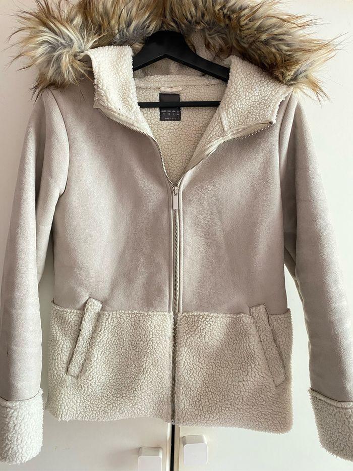 Manteau à capuche  en fausse fourrure pour femme - photo numéro 1