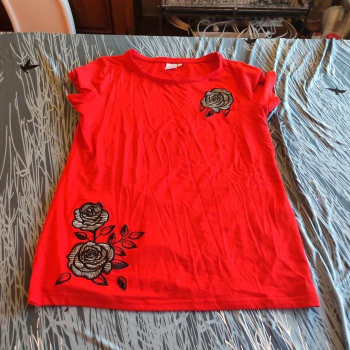 T-shirt rouge femme