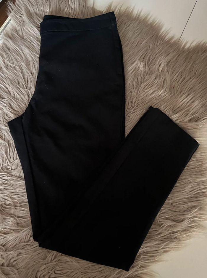 Pantalon noir skinny fit Kiabi taille 40 - photo numéro 1