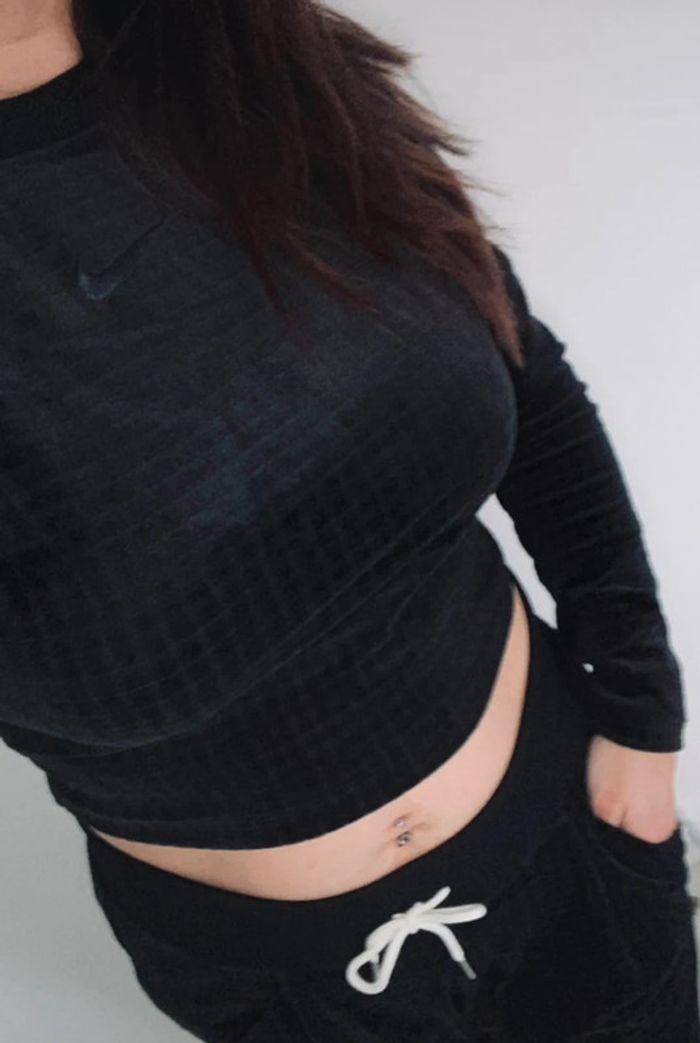 Crop top velours noir - Nike - photo numéro 1