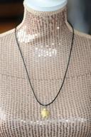 Collier pendentif cordon noir tortue jaune neuve