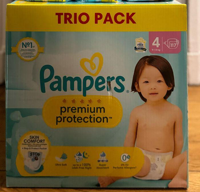 1 paquet de couches Pampers taille 4