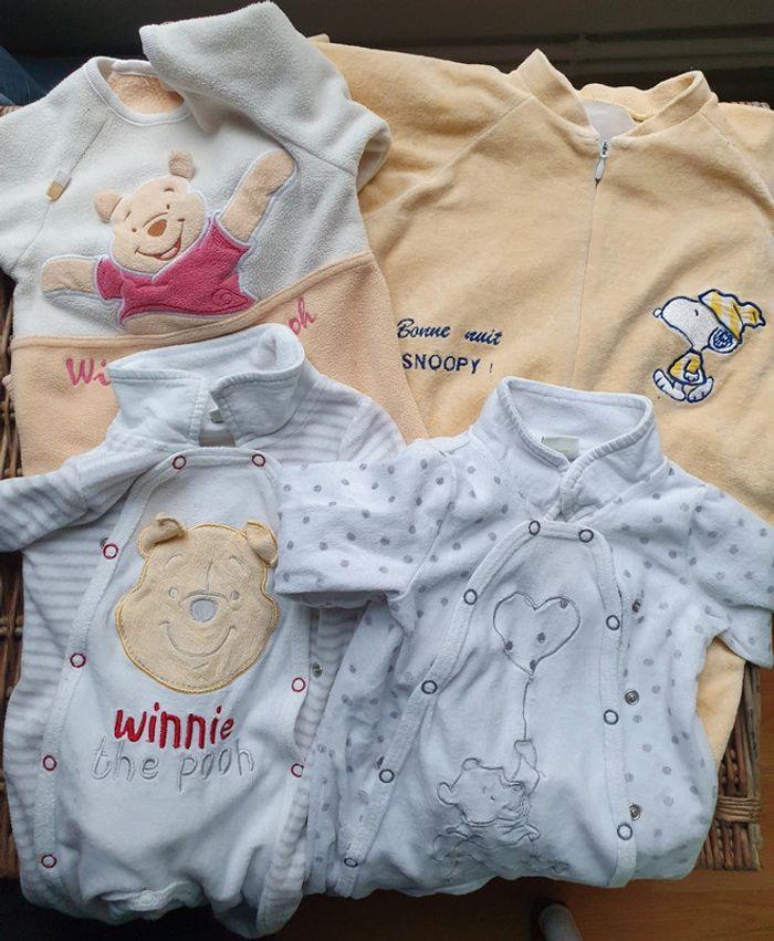 Lot 4 pyjamas Winnie l'Ourson + Snoopy - photo numéro 1