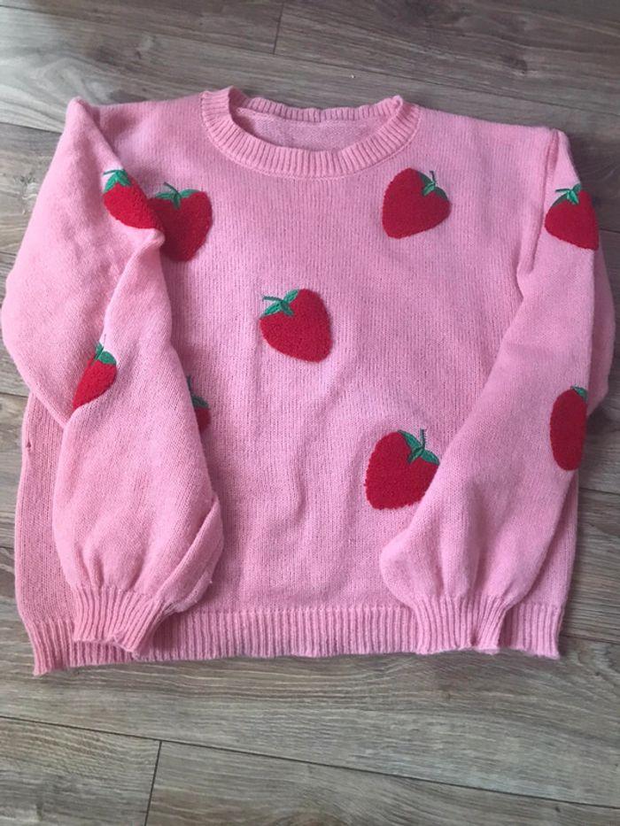 Pull fraises - photo numéro 1