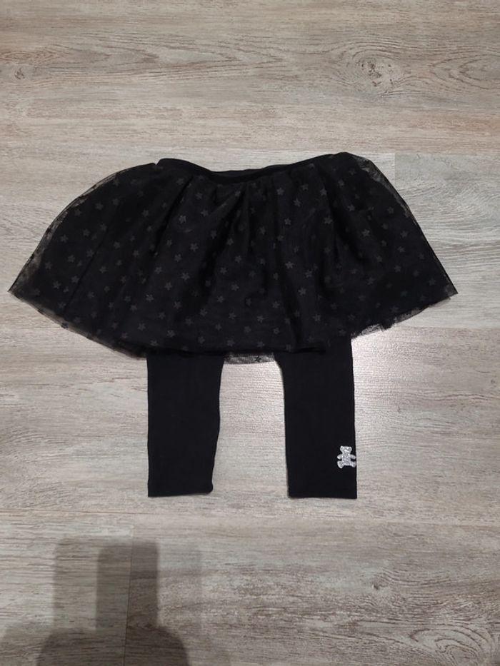 Jupe tutu tulle noir à étoiles sur legging noir - photo numéro 1