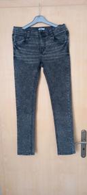 Jeans garçon gris chiné. Gemo