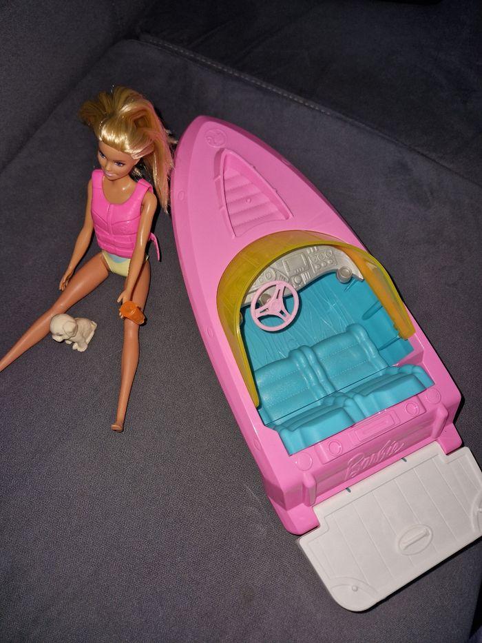 Barbie et son bateau - photo numéro 2