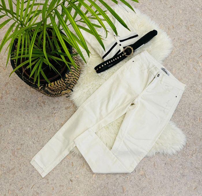 Magnifique pantalon jean blanc Zara XS femme ado - photo numéro 3