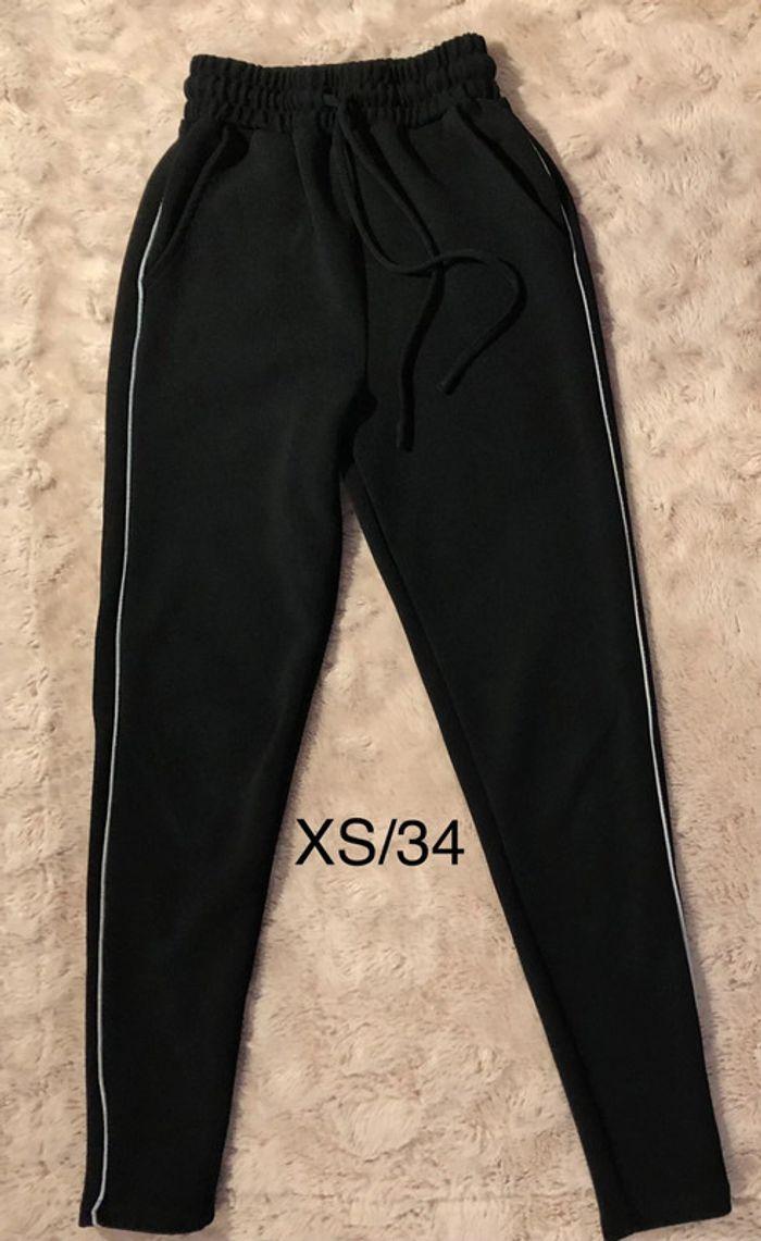 Pantalon - Jogging 💪 XS/34 - photo numéro 1