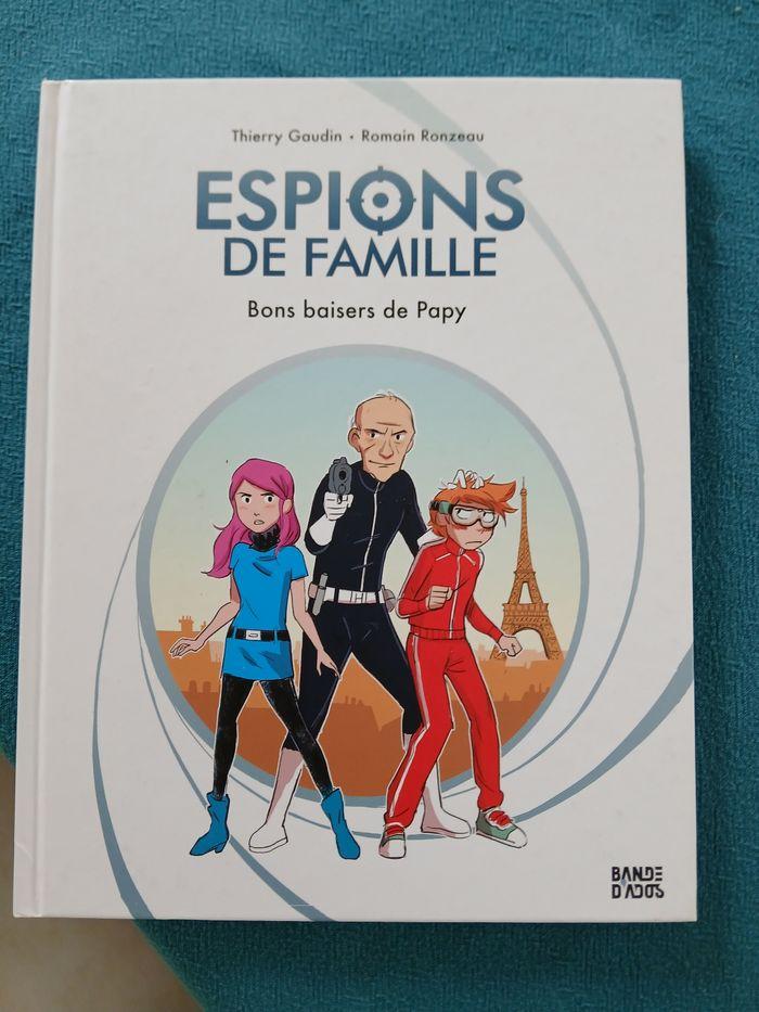 BD espion de famille - photo numéro 1