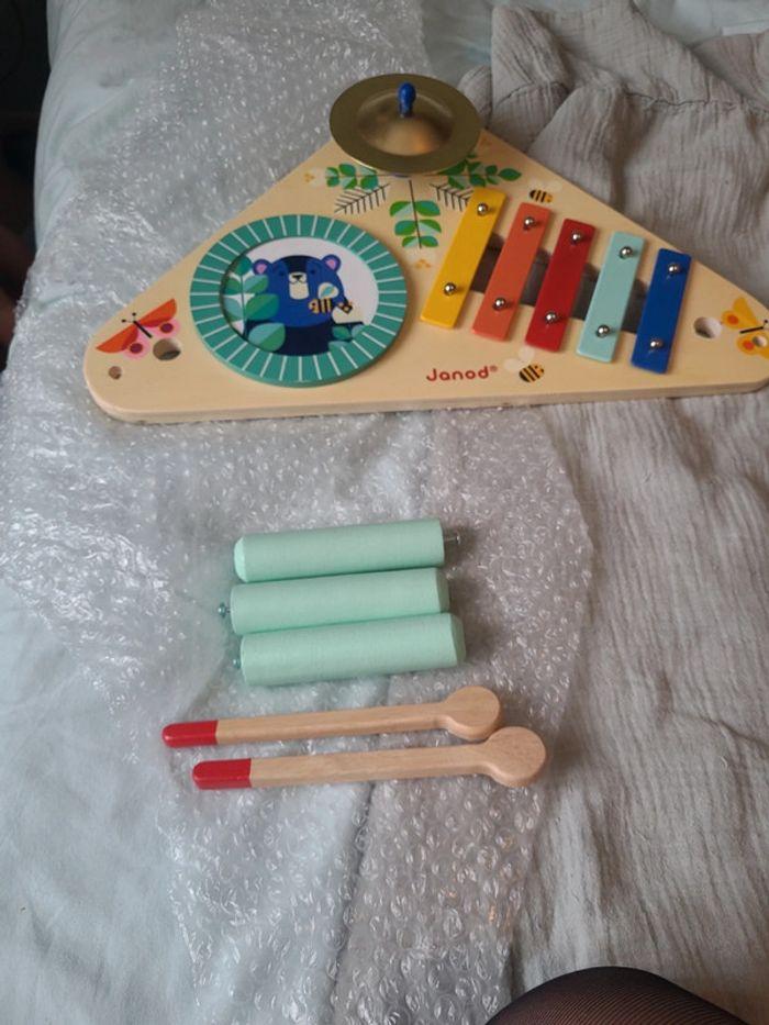 Table musicale en bois (Xylophone, tambour et cymbale) - photo numéro 2