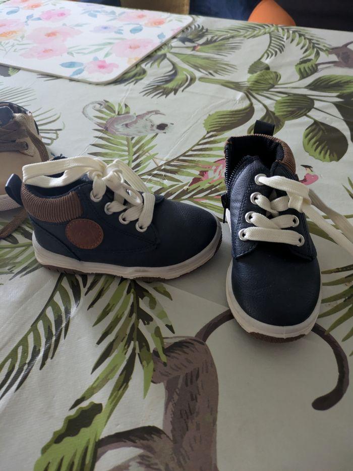 Chaussures bébé taille 20 et 21 - photo numéro 4