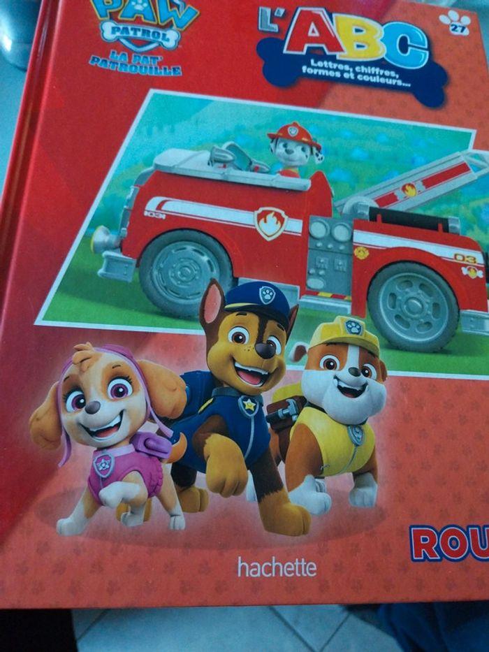 Lot 19 Livres Paw Patrol ABC - photo numéro 3