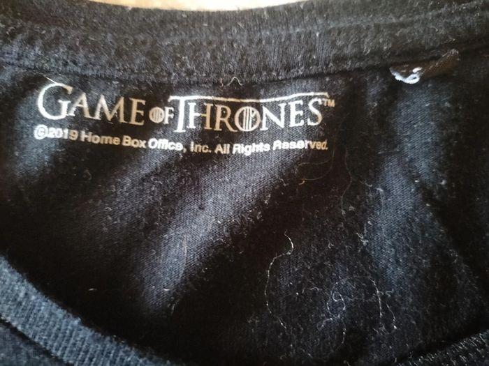 T-shirt imprimé  game of thrones noir homme taille S bon état 3 € - photo numéro 2