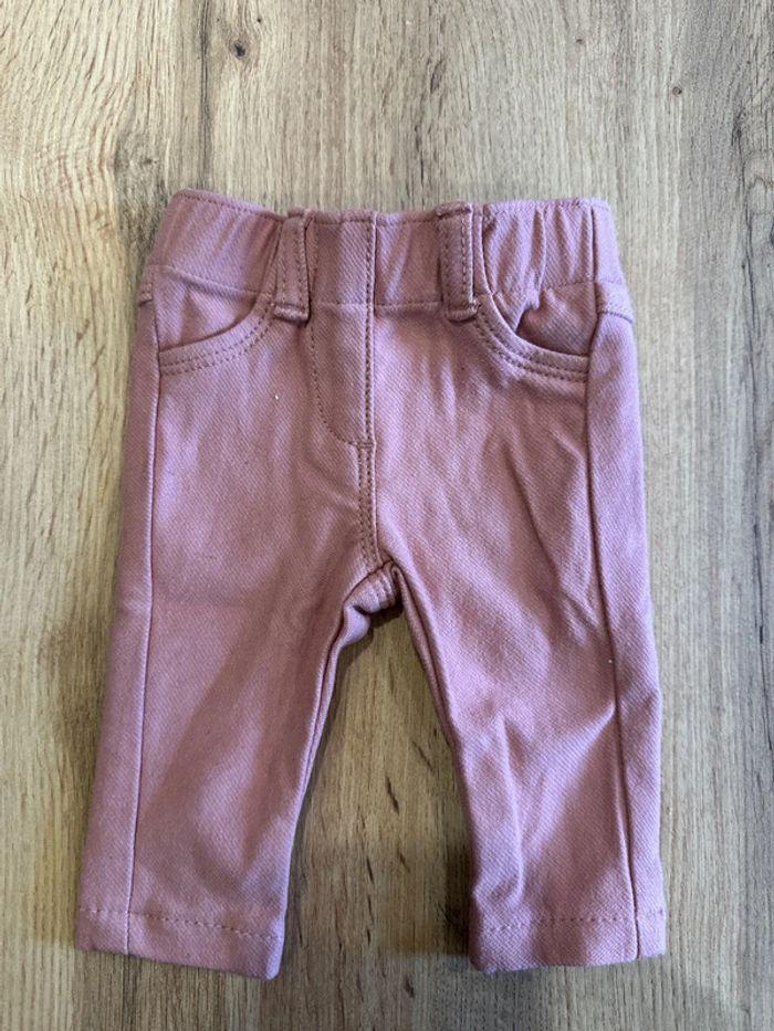 Pantalon bébé 1 mois - photo numéro 1