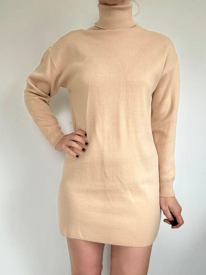 Robe pull beige élégante – Chic et confortable, taille 36/38, très bon état 💖 - photo numéro 3