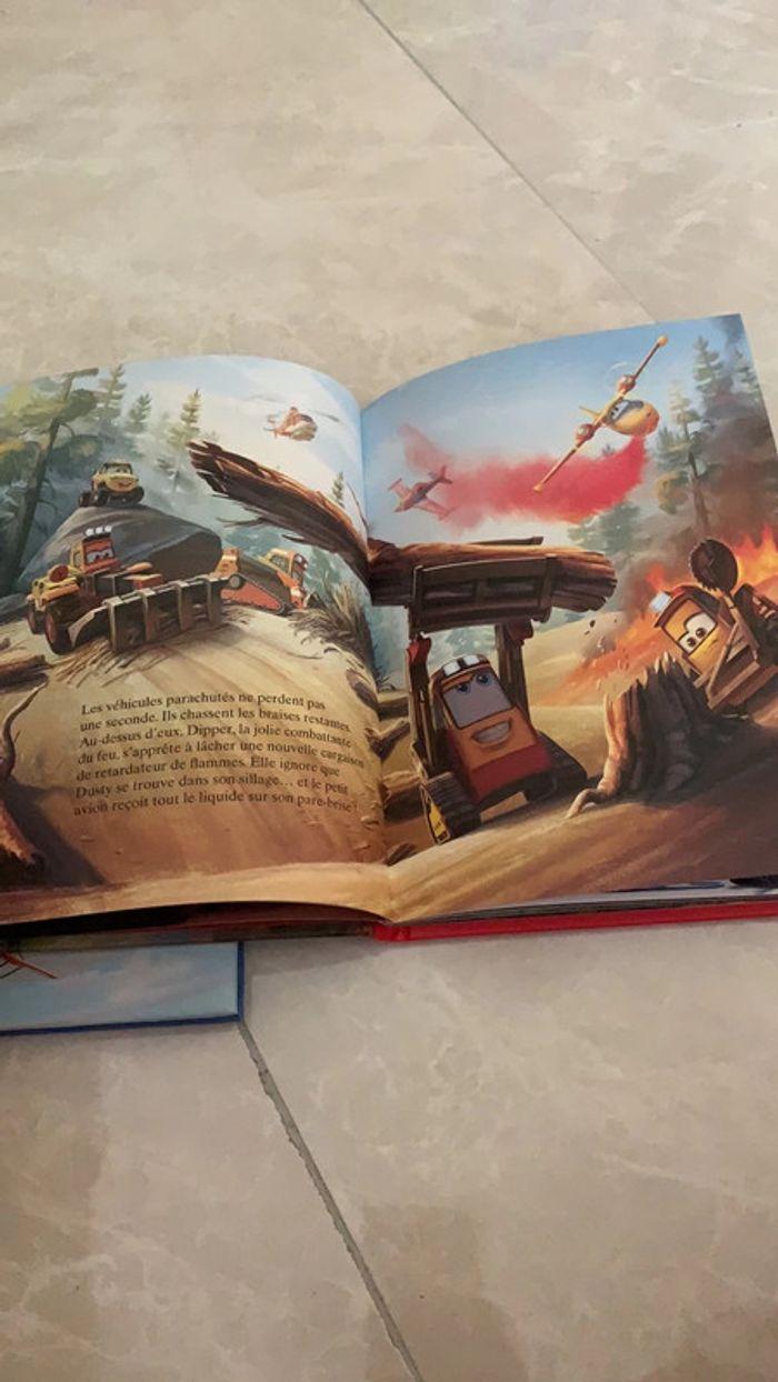 Livres planes Disney - photo numéro 4