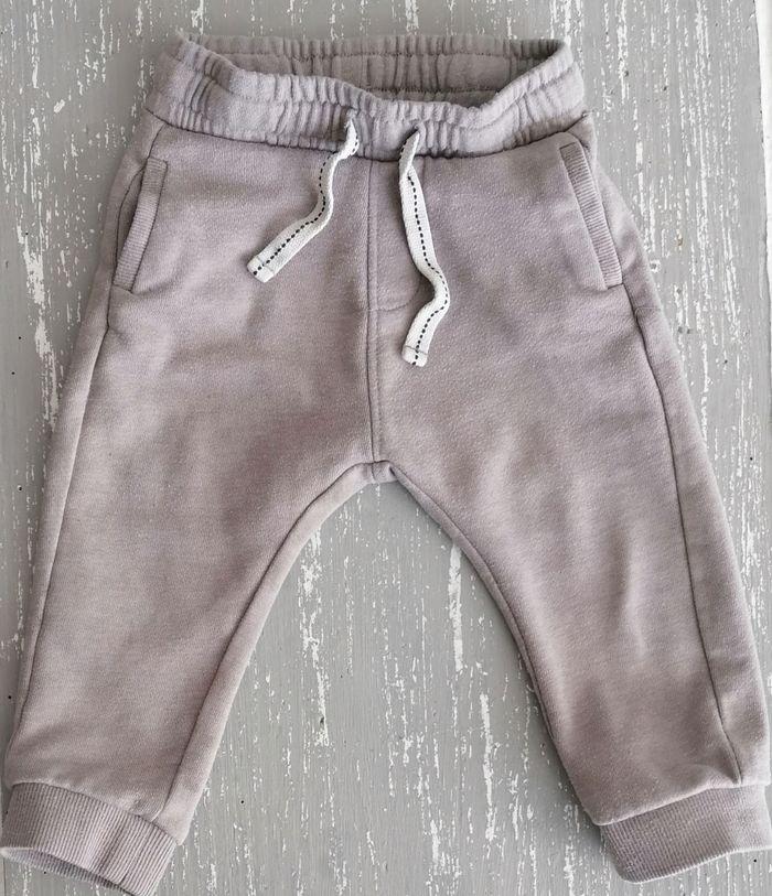 Pantalon de jogging Obaibi 18 mois en très bon état - photo numéro 1