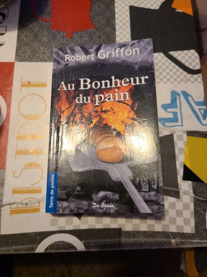 Livre au bonheur du pain - photo numéro 1