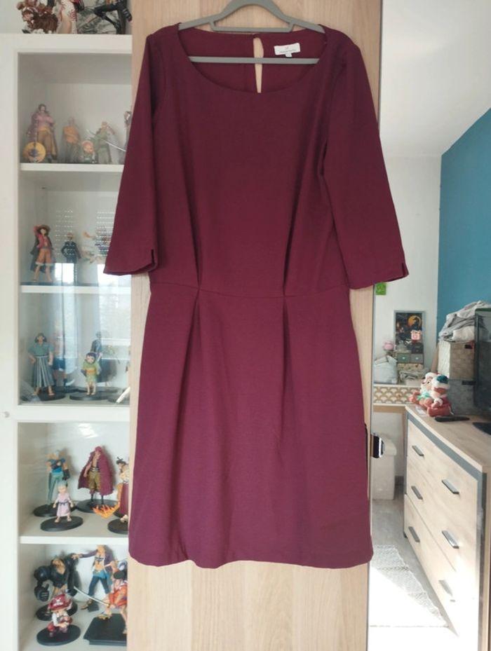 Robe bordeaux manches 3/4 jacqueline Riu - Taille XL 42 - photo numéro 2